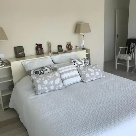 Beautiful House With Stuning View 빌라